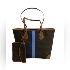 Eva Large Signature Logo Stripe Tote Bag in electric blue